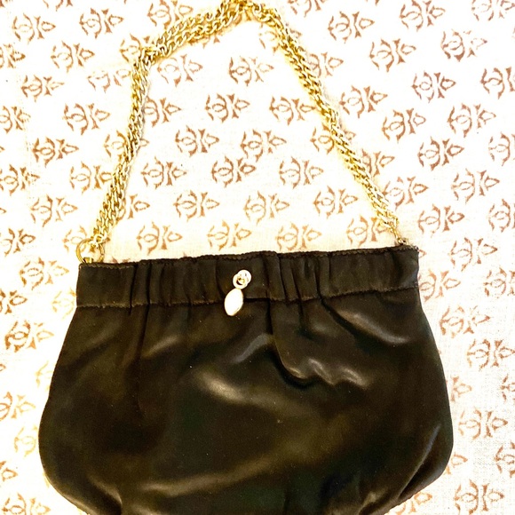 Vintage Satin Bag w/ Adjustable Gold Chain - Picture 3 of 8